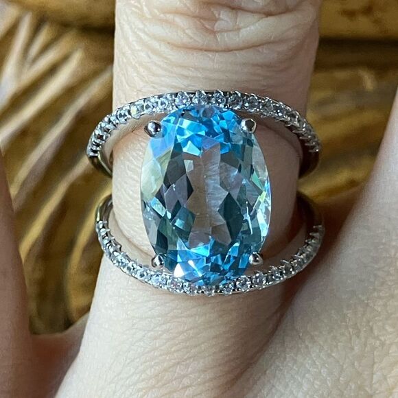 Sky Blue Topaz Sterling Silver Cocktail Ring Size 6